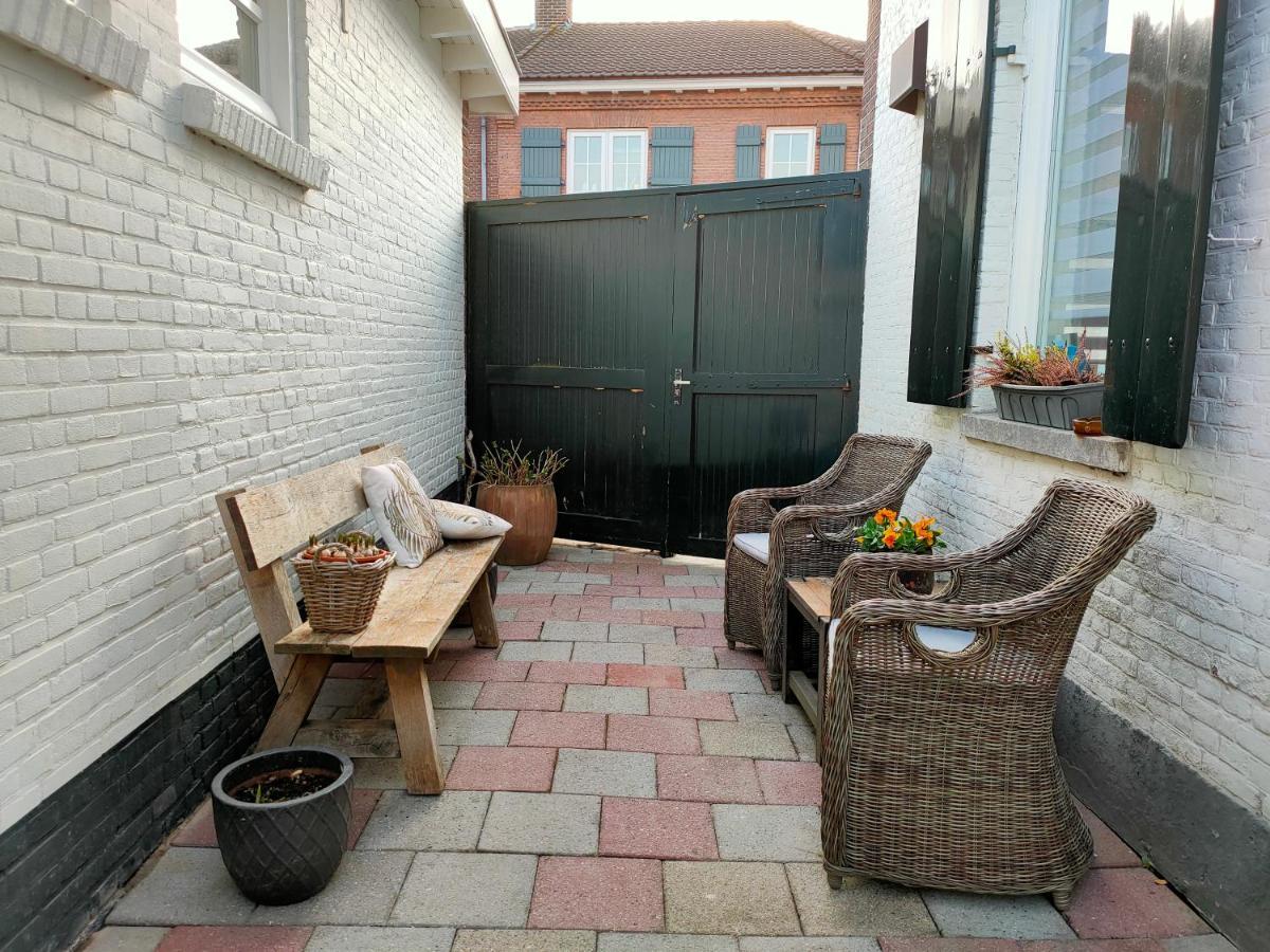 Familie- En Groepsverblijf Het Voorhuis Loon op Zand Exterior foto